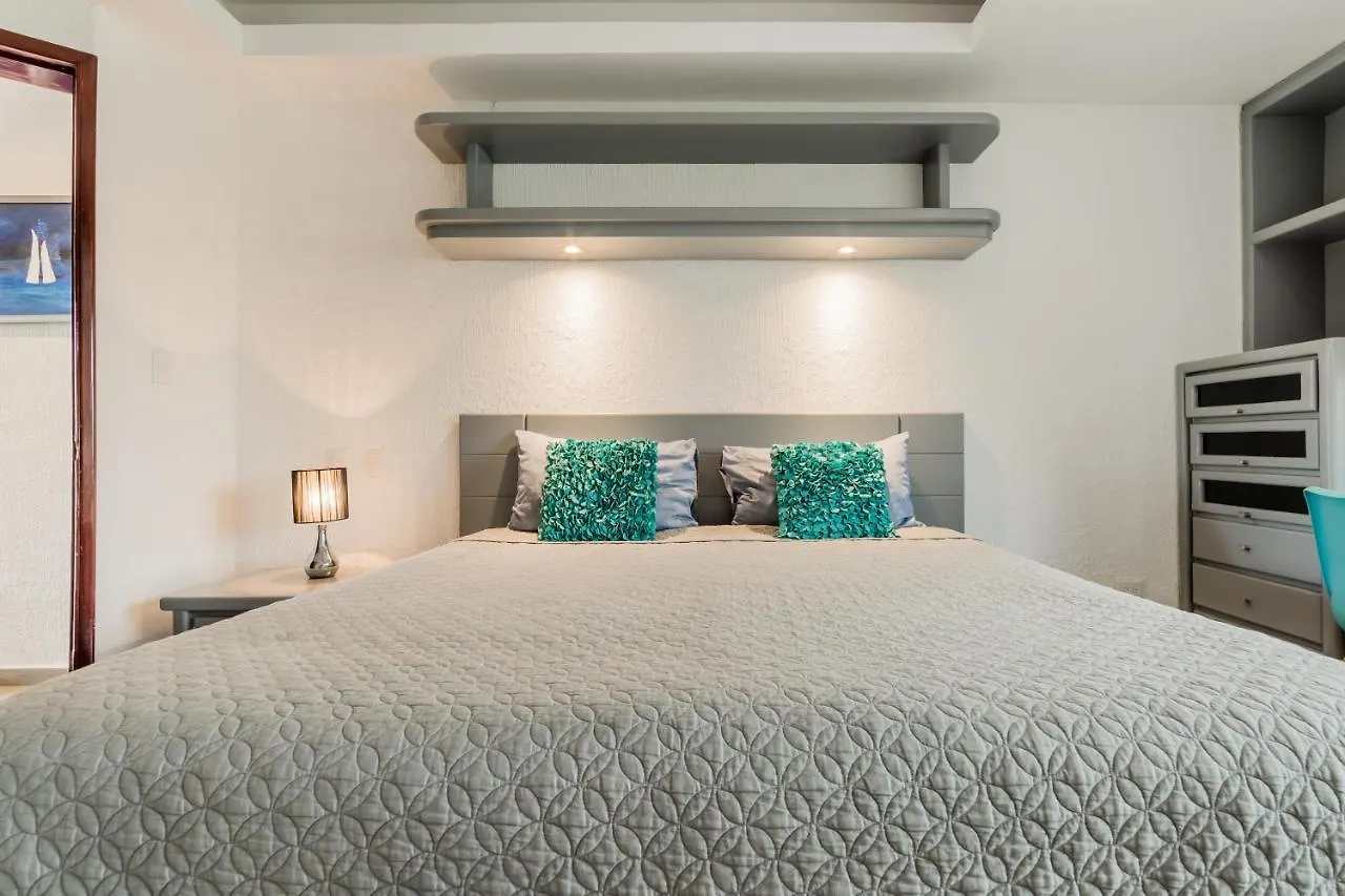 Elegant Lagoon Front Villa By Casa Paraiso Cancún Meksyk