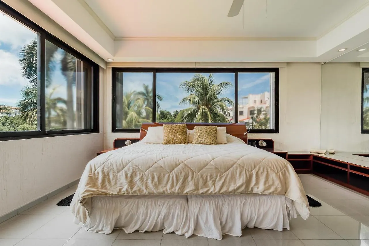 Elegant Lagoon Front Villa By Casa Paraiso Cancun Mexico