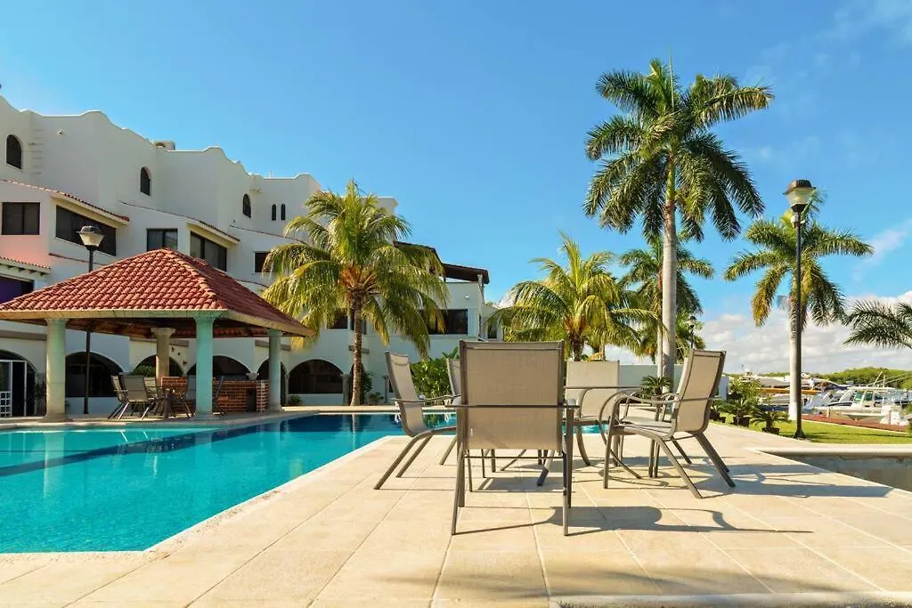 Elegant Lagoon Front Villa By Casa Paraiso Cancun