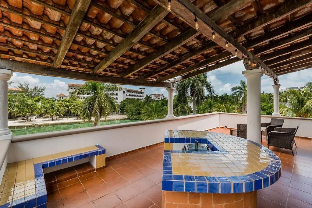 Elegant Lagoon Front Villa By Casa Paraiso Cancun Mexico