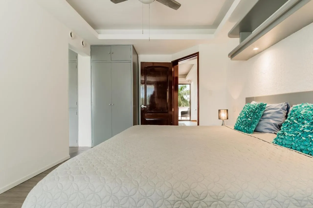 Elegant Lagoon Front Villa By Casa Paraiso Cancún 0*,  Mexico