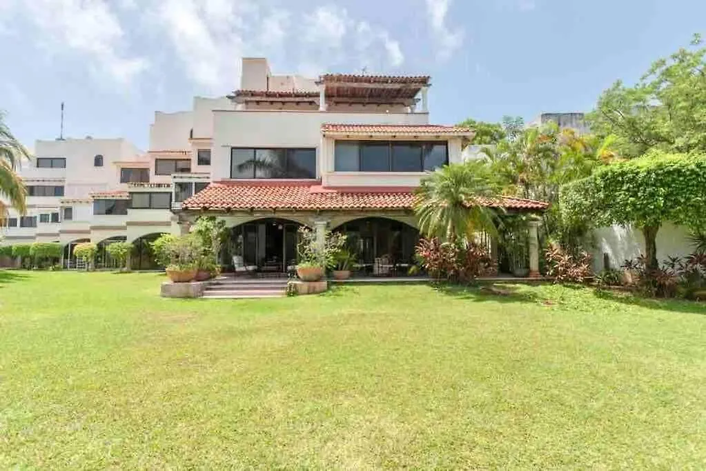 Elegant Lagoon Front Villa By Casa Paraiso Cancún 0*,  Mexico
